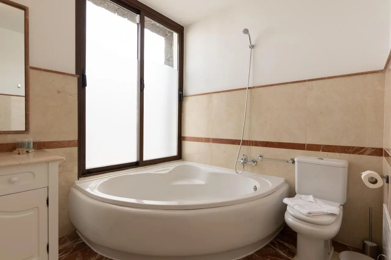 Villa Sea Breeze Callao Playa Blanca  0*, Playa Blanca (Lanzarote) Spain