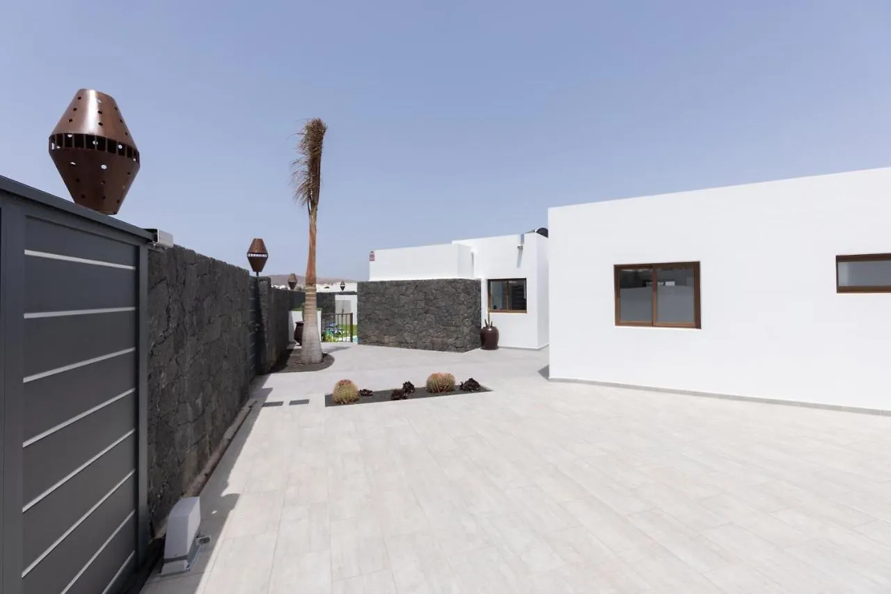 Villa Sea Breeze Callao Playa Blanca  Spain